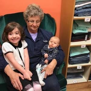 Meet your Posher, Kay